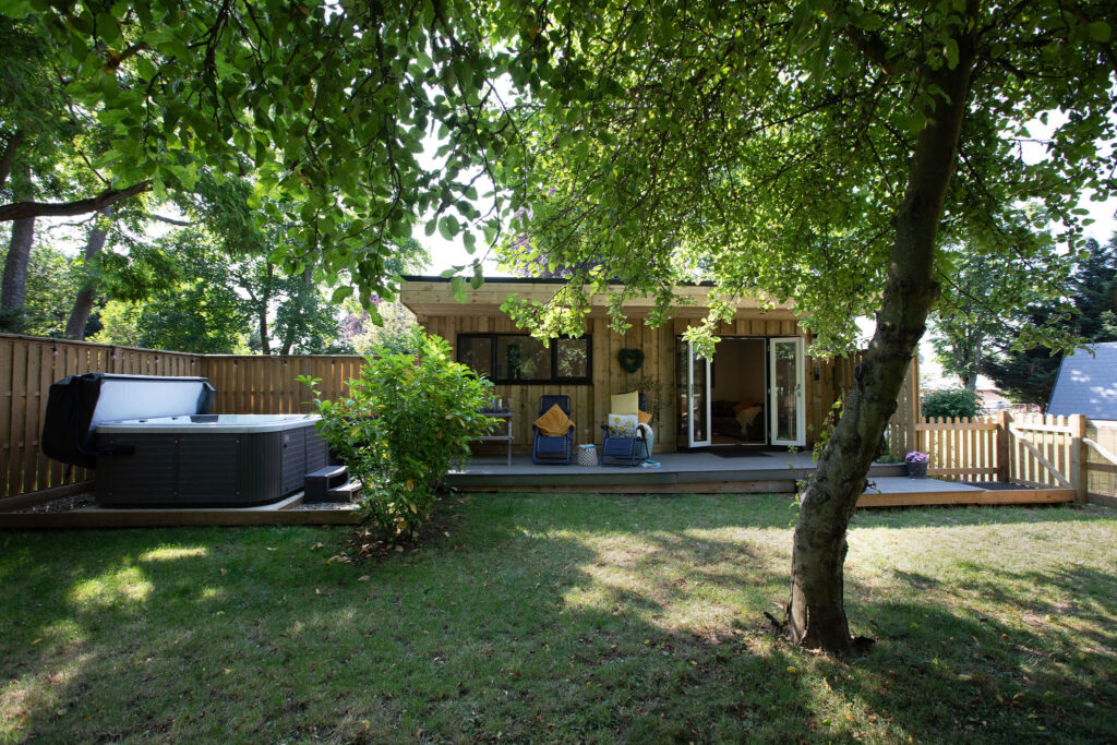 Family Countryside Lodge with Hot tub | Essex and Suffolk